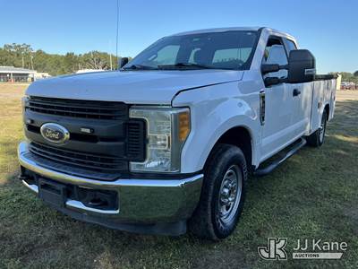 2017 Ford F-250 SD Extended-Cab Service Truck