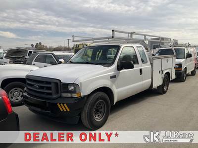 2004 Ford F-250 SD Extended-Cab Service Truck