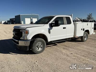2021 Ford F250 4x4 Extended-Cab Service Truck