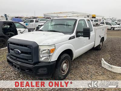 2015 Ford F-250 SD Extended-Cab Service Truck