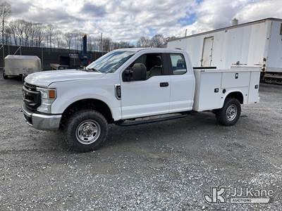 2021 Ford F250 4x4 Extended-Cab Service Truck