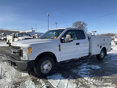 2017 Ford F-250 SD Extended-Cab Service Truck