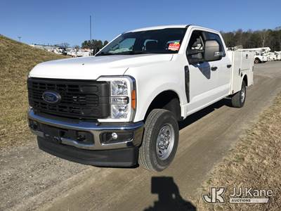 2023 Ford F250 4x4 Crew-Cab Service Truck