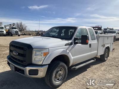 2015 Ford F-250 SD Extended-Cab Service Truck