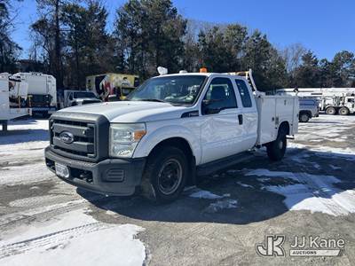 2015 Ford F250 Extended-Cab Service Truck