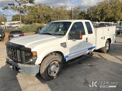 2009 Ford F-250 SD Extended-Cab Service Truck
