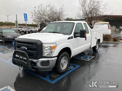 2014 Ford F-250 SD Extended-Cab Service Truck