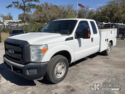 2015 Ford F-250 SD Extended-Cab Service Truck