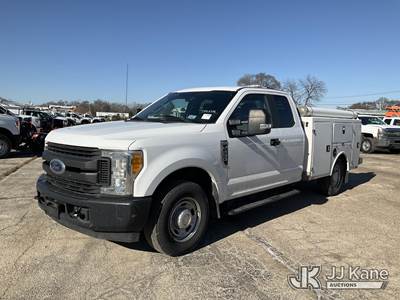 2017 Ford F250 Extended-Cab Service Truck