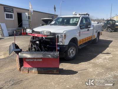 2019 Ford F250 4x4 Extended-Cab Service Truck