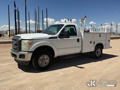 2016 Ford F250 4x4 Enclosed Service Truck