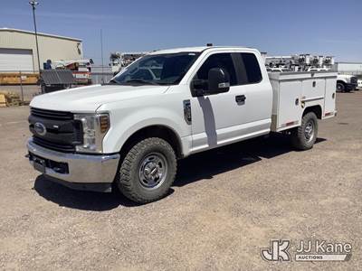 2019 Ford F250 Extended-Cab Service Truck