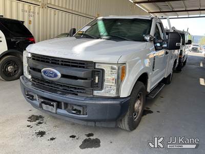 Ford F-250 Mechanic / Service Truck