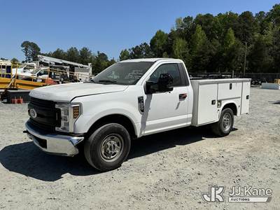 Ford F-250 Mechanic / Service Truck