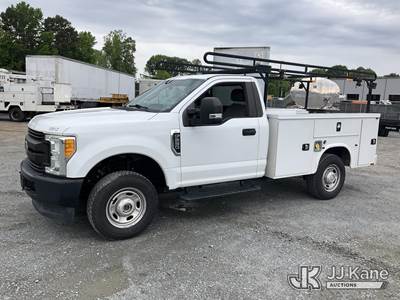 2017 Ford F250 SD 4X4 Service Truck