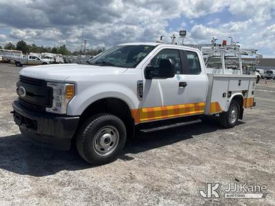 2017 Ford F250 4x4 Service Truck