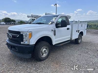 2017 Ford F-250 SD Service Truck