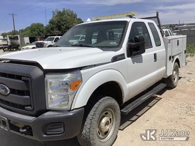 2016 Ford F-250 SD Extended-Cab Service Truck