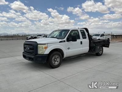2015 Ford F-250 SD Extended-Cab Flatbed/Service Truck