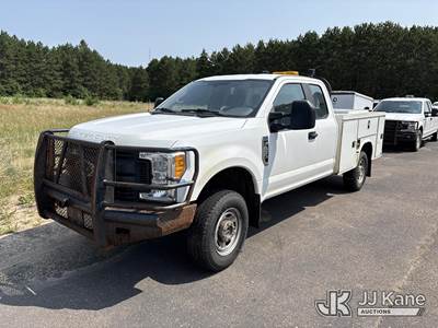 2017 Ford F-250 SD Extended-Cab Enclosed Service Truck