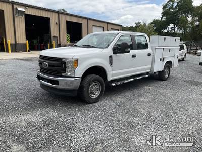 2017 Ford F250 4x4 Crew-Cab Service Truck