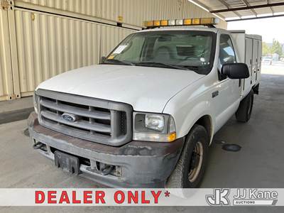 2003 Ford F-250 SD Enclosed Service Truck