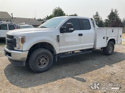 2019 Ford F-250 SD Extended-Cab Service Truck