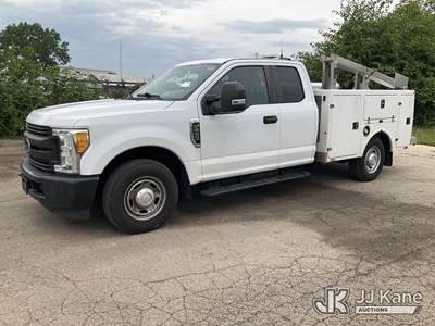 2017 Ford F250 Extended-Cab Service Truck