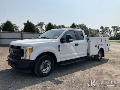 2017 Ford F250 Extended-Cab Service Truck