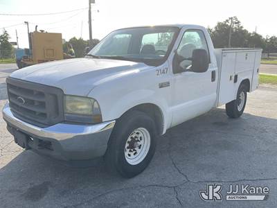 2004 Ford F-250 SD Service Truck