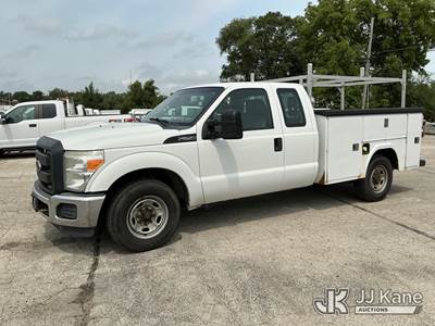 2015 Ford F-250 SD Extended-Cab Service Truck