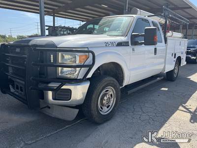 2012 Ford F-250 SD Extended-Cab Pickup Truck
