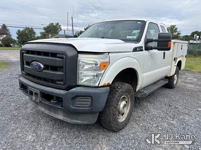 2016 Ford F-250 SD Extended-Cab Enclosed Service Truck