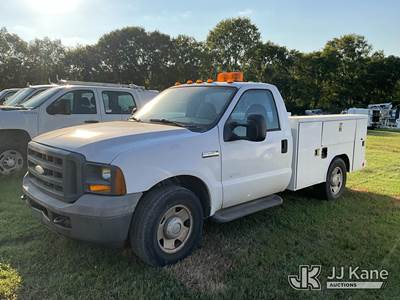 2005 Ford F-250 SD Service Truck