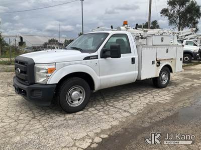 2012 Ford F-250 SD Enclosed Service Truck