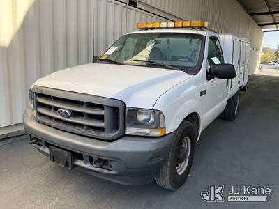2003 Ford F-250 SD Enclosed Service Truck