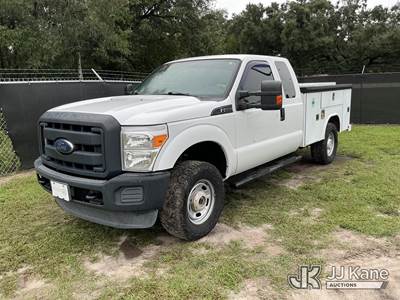 2016 Ford F250 4x4 Extended-Cab Service Truck