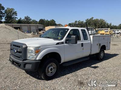 2012 Ford F-250 SD 4x4 Extended-Cab Service Truck