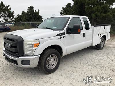 2016 Ford F250 Extended-Cab Service Truck