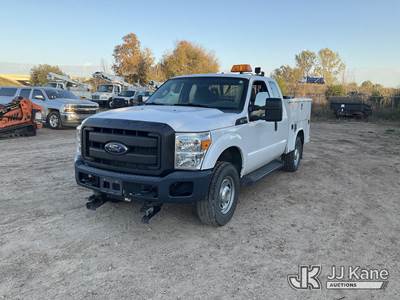 2015 Ford F-250 SD Extended-Cab Service Truck