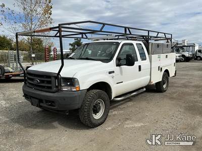2003 Ford F350 4x4 Extended-Cab Service Truck