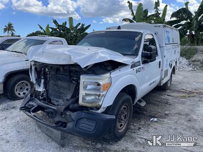 2013 Ford F-350 SD Enclosed Service Truck