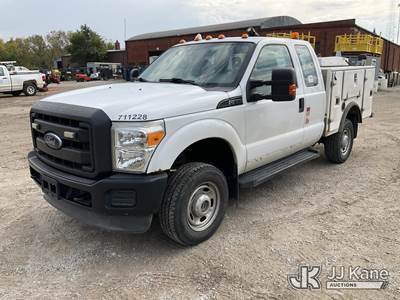 2012 Ford F-350 SD Extended-Cab Enclosed Service Truck