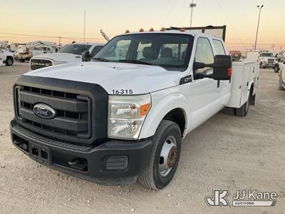 2016 Ford F350 Crew-Cab Service Truck