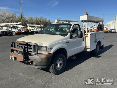 2002 Ford F-350 SD XL Service Truck