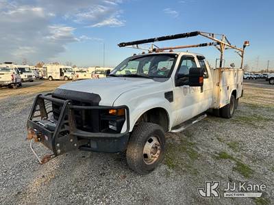 2009 Ford F350 4x4 Extended-Cab Service Truck