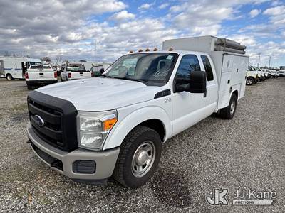 2015 Ford F350 Enclosed Service Truck