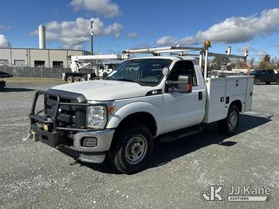 2016 Ford F350 4x4 Service Truck