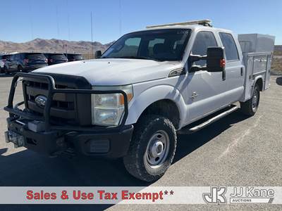 2011 Ford F350 4x4 Crew-Cab Service Truck