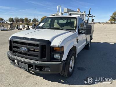2008 FORD F350 XL Service Truck